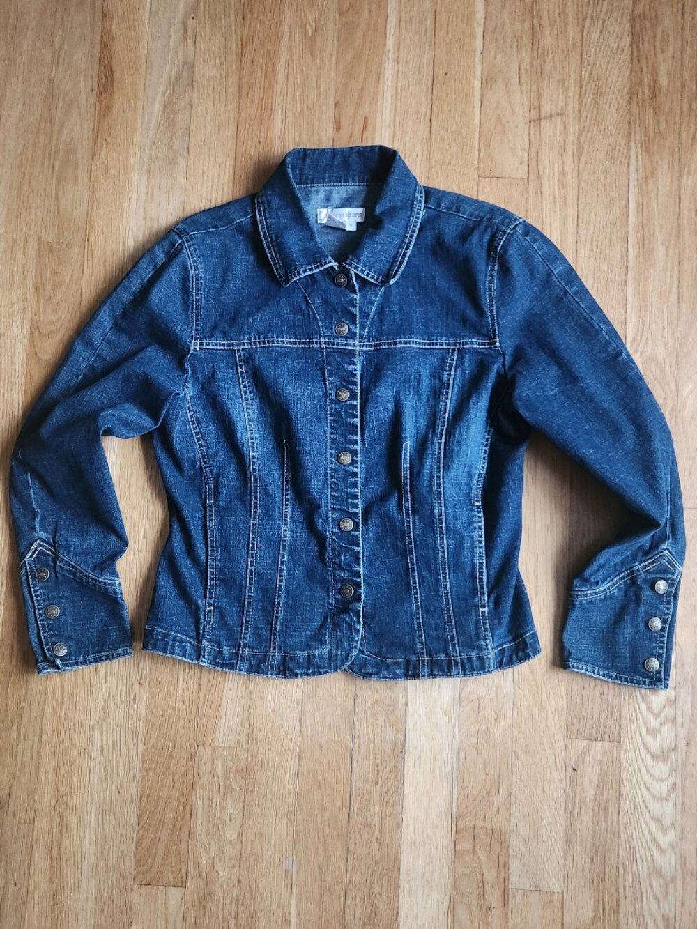 Dressbarn Fitted Denim Jean Jacket Sz S Blue Welt Pockets Chevron Placket EUC